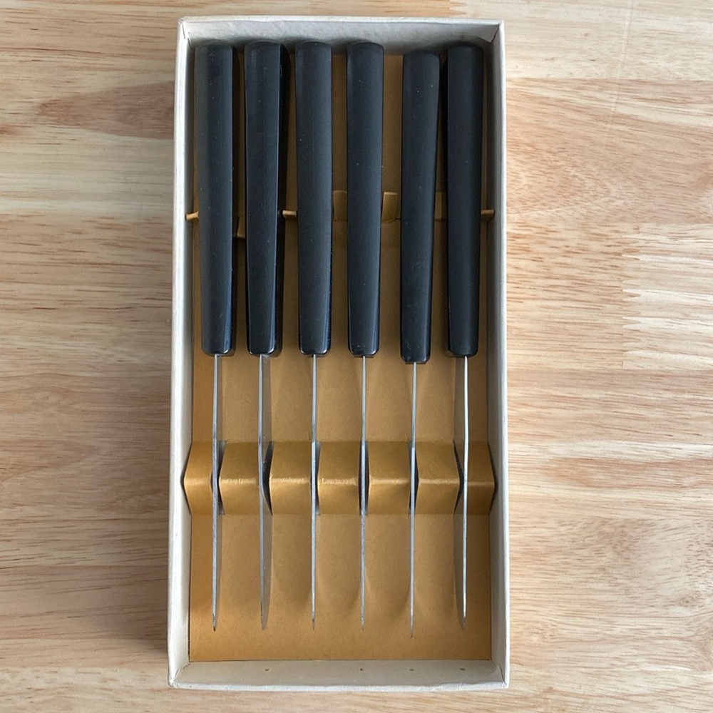 Cattaraugus Butter Knife - Set of Six (Vintage)